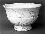 Bowl, Clay covered with a finely crackled transparent glaze (Satsuma ware?), Japan