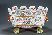 Monteith, Porcelain painted in overglaze famille verte enamels and gilt, China