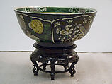 Bowl, Porcelain painted in enamels on the biscuit, China