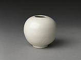 Jar, Porcelain with incised decoration under transparent glaze (Xing ware), China