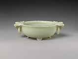 Bowl with handles, Nephrite, white with very light greenish tint, China