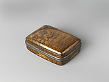 Incense Box (Kogo) with Pines and Plovers, Lacquered wood with gold togidashimaki-e on nashiji (“pear-skin” ground), Japan