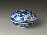 Covered box decorated with the Seven Sages of the Bamboo Grove, Porcelain painted in underglaze cobalt blue (Jingdezhen ware), China