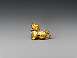 Chimera (Bixie) (a); magnifying glass (b), Gold (a); glass, tortoise shell case (b), China