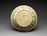 Dish with trefoil leaf design, Stoneware with iron-brown underglaze decor, Northern Thailand, Kalong kilns