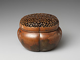 Hand warmer, Attributed to Zhang Mingqi (Chinese, act. 17th century), Copper alloy, China