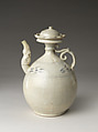 Ewer with makara spout, Stoneware with iron-underglaze floral décor and ivory glaze, Vietnam, Hong River region
