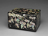 Box decorated with grapes and butterflies, Sohn Daehyun (Korean, born 1949), Ottchil lacquer, wood, hemp, and mother-of-pearl, Korea