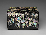 Box decorated with grapes and butterflies, Sohn Daehyun (Korean, born 1949), Ottchil lacquer, wood, hemp, and mother-of-pearl, Korea