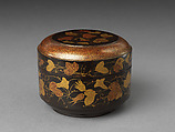 Cylindrical food box with decoration of morning glories, Gold hiramaki-e with nashiji on black lacquer, Japan