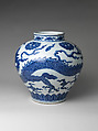 Jar with dragon, Porcelain painted with cobalt blue under transparent glaze (Jingdezhen ware), China