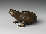 Water dropper in the shape of a three-legged toad, Copper alloy, China