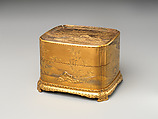 Incense Box with Design of Maple and and Mountain Scenery, Gold maki-e on black lacquer, Japan