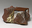 Water Jar (Mizusashi) with Stylized Waves
, Nakamura Takuo Japanese, Stoneware with gold and silver inlays; lacquered-wood lid, Japan