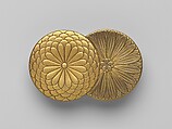 Incense Box in Shape of Overlapped Chrysanthemums; The Chrysanthemum Youth (Inside Tray), Gold, silver hiramaki-e, takamaki-e on gold ground, Japan