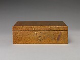 Box with cover, Sprinkled gold on lacquer (maki-e), Japan