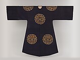 Woman's Ensemble of Robe and Coat with Shou Medallions, Silk and metallic thread tapestry (kesi), China