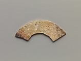Arc-shaped pendant (Huang), Jade (nephrite), China