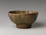 Deep Bowl, Shuntai (Japanese, 1799–1878), Clay covered with a transparent crackled glaze over incised decoration (Mino ware, Ofuke type), Japan