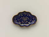 Tray in the Shape of a Flower, Painted enamel and gilding on copper, China