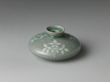 Oil bottle decorated with peony leaves, Stoneware with inlaid design under celadon glaze, Korea