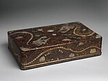 Clothing box decorated with dragons, Lacquer inlaid with mother-of-pearl, tortoiseshell, and ray skin, Korea