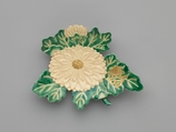 Kenzan-style Dish in the Shape of Chrysanthemum, Stoneware with overglaze enamels (Kyoto ware), Japan