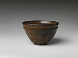 Tea Bowl with Hare’s-Fur Decoration, Stoneware with iron-oxide glaze; metal rim (Seto ware), Japan