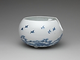 Teapot and Brazier with Design of Birds Flying over Waves, Porcelain with underglaze blue (Hirado ware), Japan