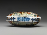 Snuff Bottle with Hundred Beauties, Porcelain with overglaze enamel colors, coral stopper, China