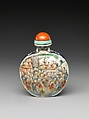 Snuff Bottle with Hundred Beauties, Porcelain with overglaze enamel colors, coral stopper, China