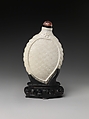 Snuff Bottle in the Shape of a Leaf, White porcelain with pink tourmaline stopper, China