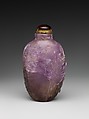 Snuff bottle with figure in a garden, Amethyst, China