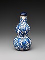 Snuff bottle in the shape of a gourd, Painted enamel with lapis lazuli stopper, China