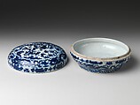 Box with Boys Playing in Garden, Porcelain painted with cobalt blue under transparent glaze (Jingdezhen ware), China