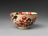 Bowl with blossoms, Nin'ami Dōhachi (Takahashi Dōhachi II) (Japanese, 1783–1855), Stoneware with polychrome enamels, Japan