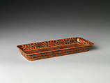 Rectangular tray with double dragons, Polychrome lacquer with filled-in and engraved-gold decoration, China