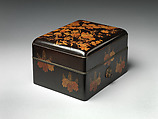 Box for Personal Accessories (Tebako) with Autumn Grasses, Lacquered wood with gold and silver hiramaki‑e and e-nashiji (“pear-skin picture”) on black ground, Japan