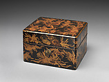 Box for Personal Accessories (Tebako) with Shells and Seaweed Design, Lacquered wood with gold hiramaki-e, and e-nashiji on black lacquer ground, Japan