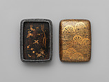 Incense Box (Kōgō) with Cartwheels Submerged in Water, Lacquered wood with gold togidashimaki-e and hiramaki-e on nashiji (“pear-skin” ground), Japan