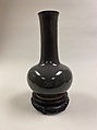 Bottle vase, Porcelain with dark brown glaze (Jingdezhen ware), China
