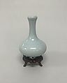 Tripod vase, Porcelain with clair de lune glaze (Jingdezhen ware), China