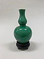 Double-gourd vase, Porcelain with crackled green glaze (Jingdezhen ware), China