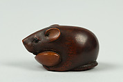 Netsuke of a Rat Grasping a Soybean Pod, Wood, Japan