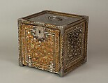 Portable Cabinet with Drawers, Gold maki-e on black lacquer, inlaid with mother-of-pearl; silver mounts, Japan