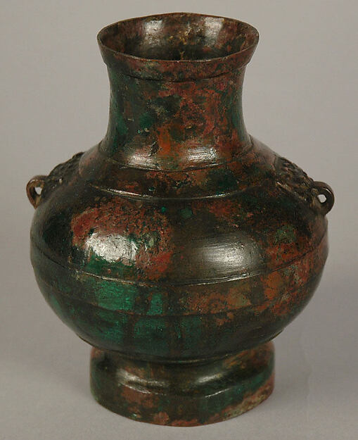 Wine container (Hu) in the style of the Han dynasty