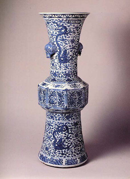 Vase with dragons