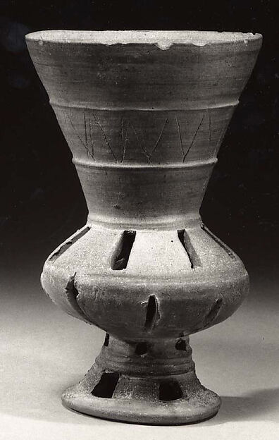 Bell cup