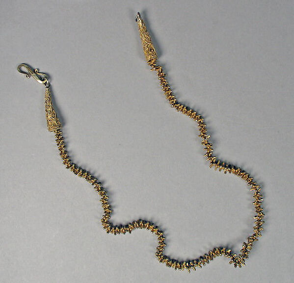 Necklace, Spiked-Cluster Form