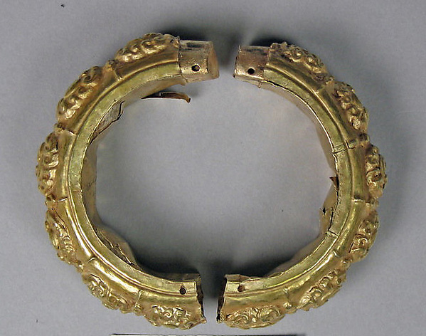 Bracelet, Repousse and Foliate